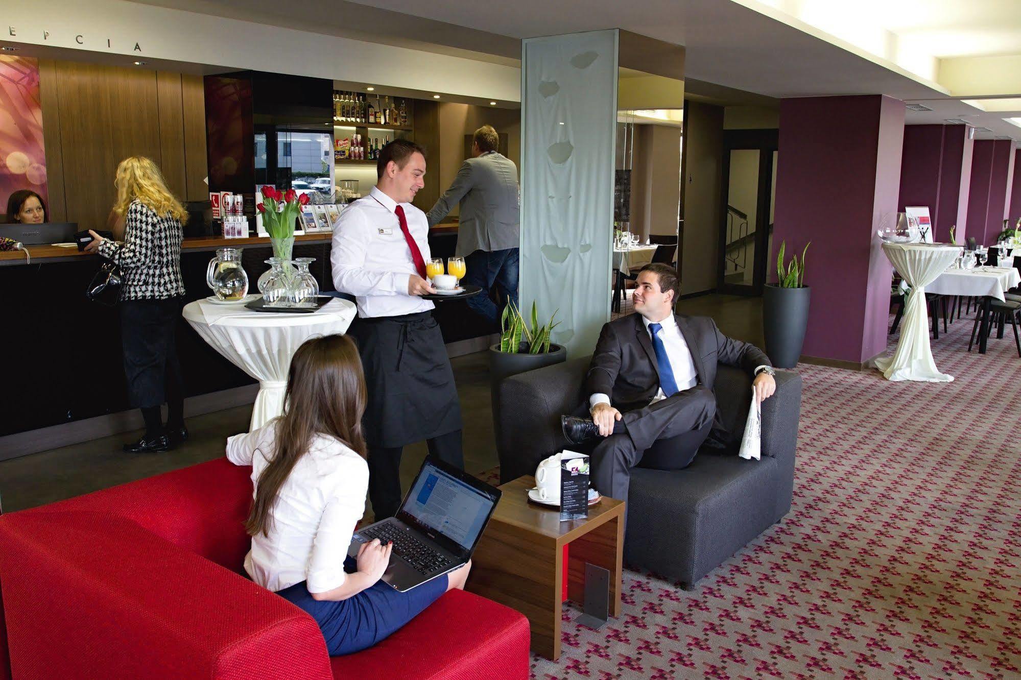 Kongres Hotel Roca Košice Extérieur photo